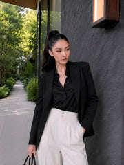 SINGLE-BUTTON TAILORED BLAZER