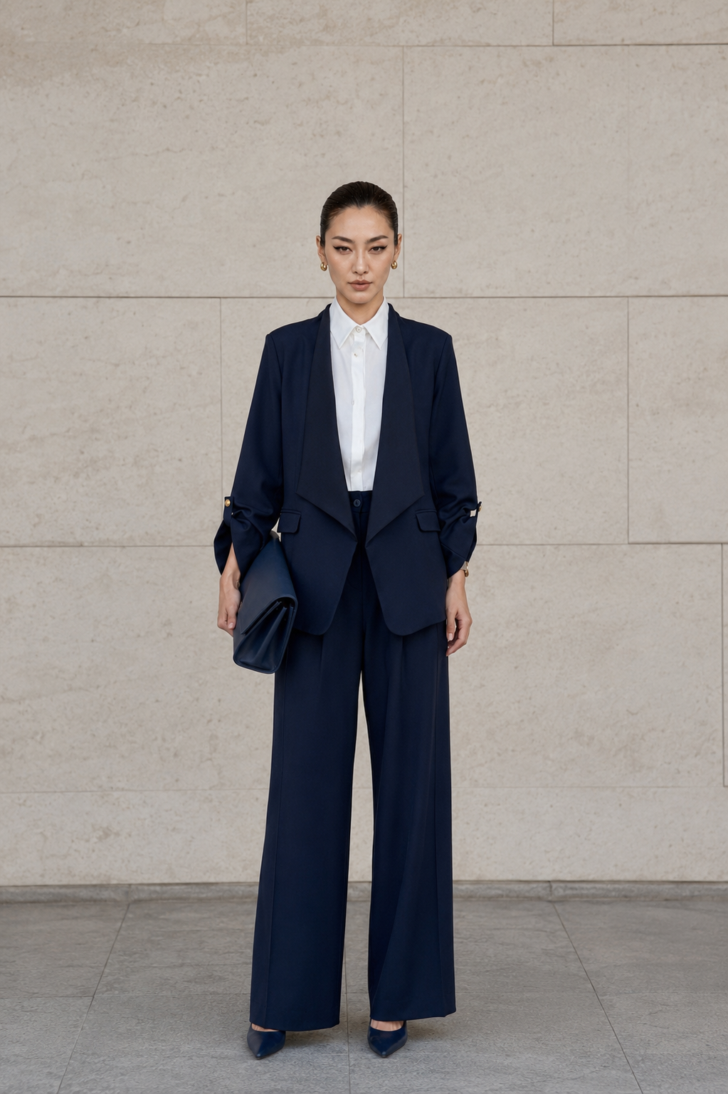 NAVY BLAZER