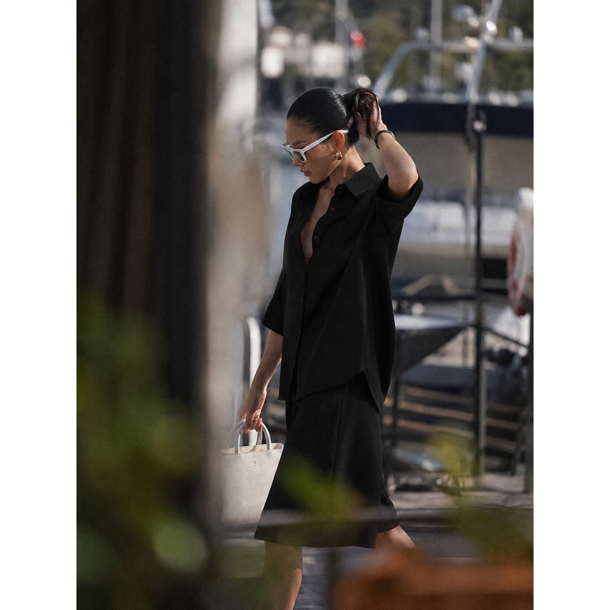 BLACK ELBOW-LENGTH SHIRT — image 1