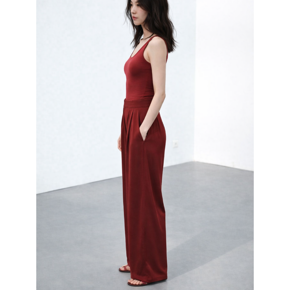 SLIM-FIT TANK TOP — image 2