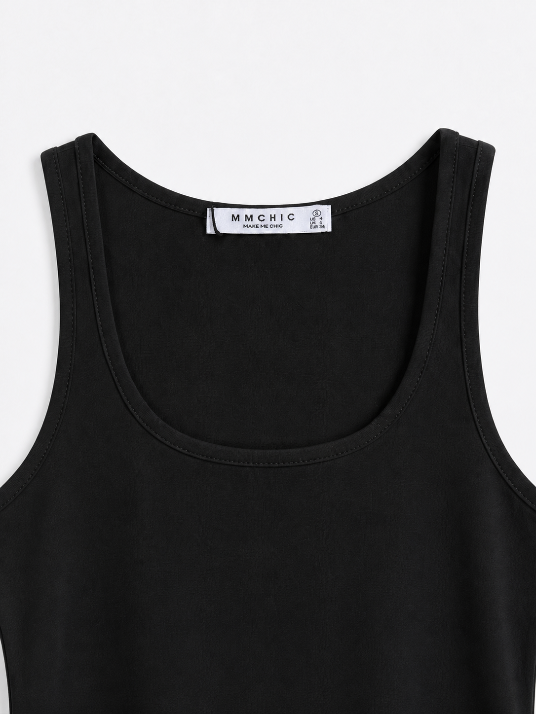 เสื้อกล้ามทรงสลิมฟิต